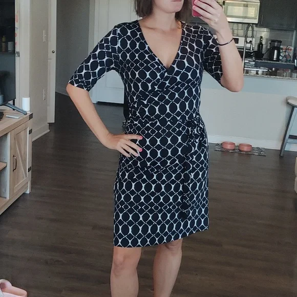 Gilli Dresses | Gilli Wrap Dress | Color: Blue/White | Size: M | Debbiekay1943's Closet Gilli Dresses | Gilli Wrap Dress | Color: Blue/White | Size: M | Debbiekay1943's Closet